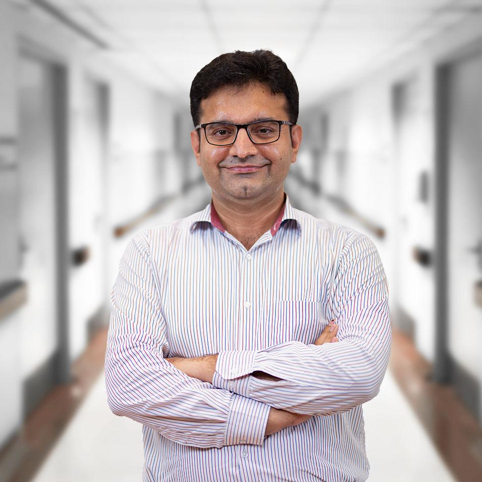 Dr. Atif Munawar